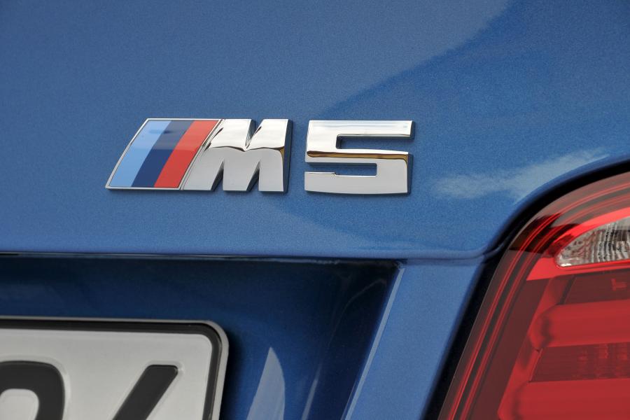  BMW M5 2011 года  (фото 63 из 344)